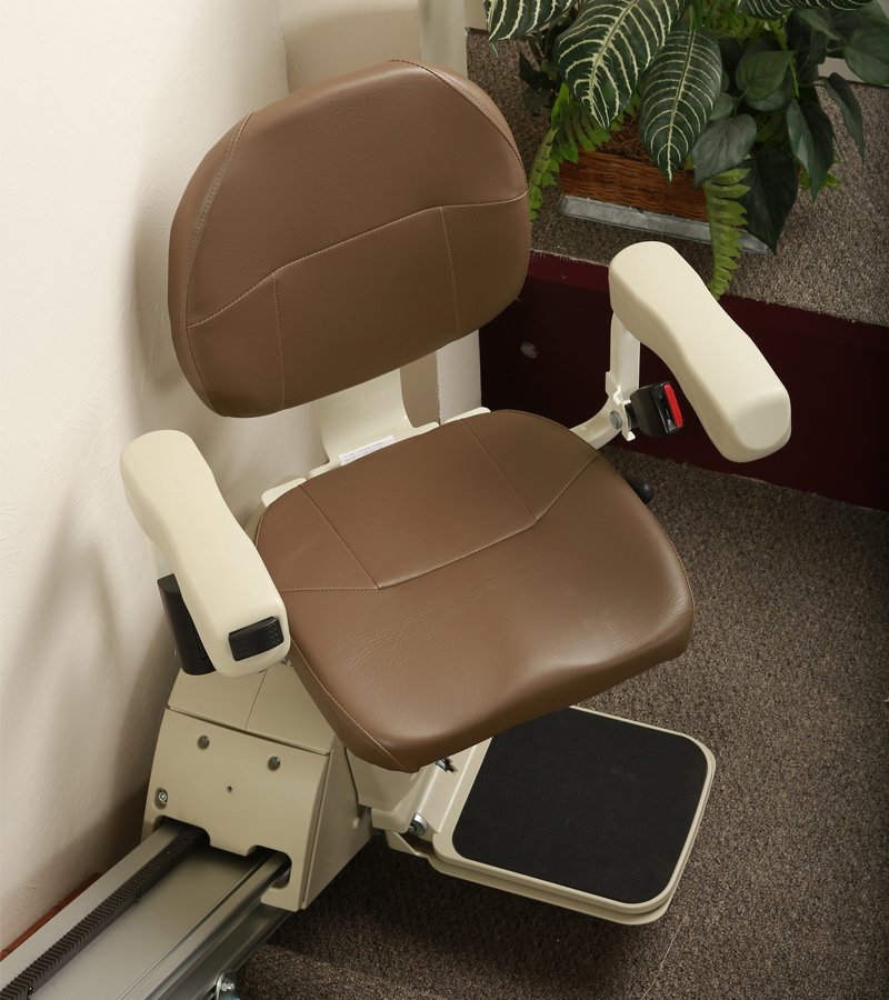 Pilot Aviator Straight Stairlift Aviator sitting angled