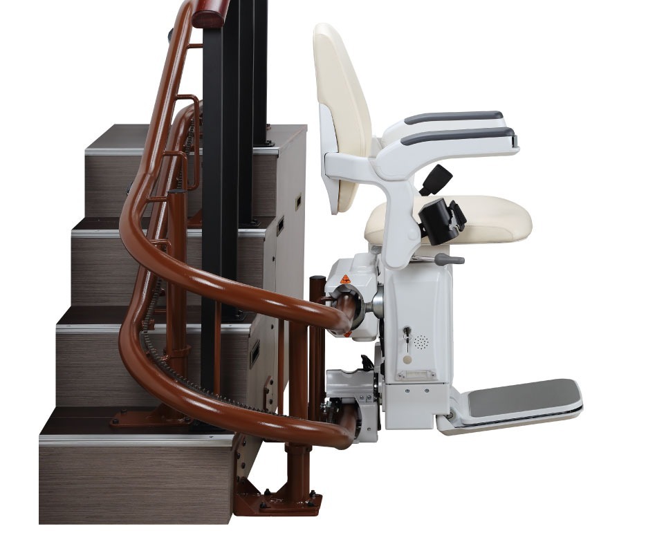 pilot e604 open on stair