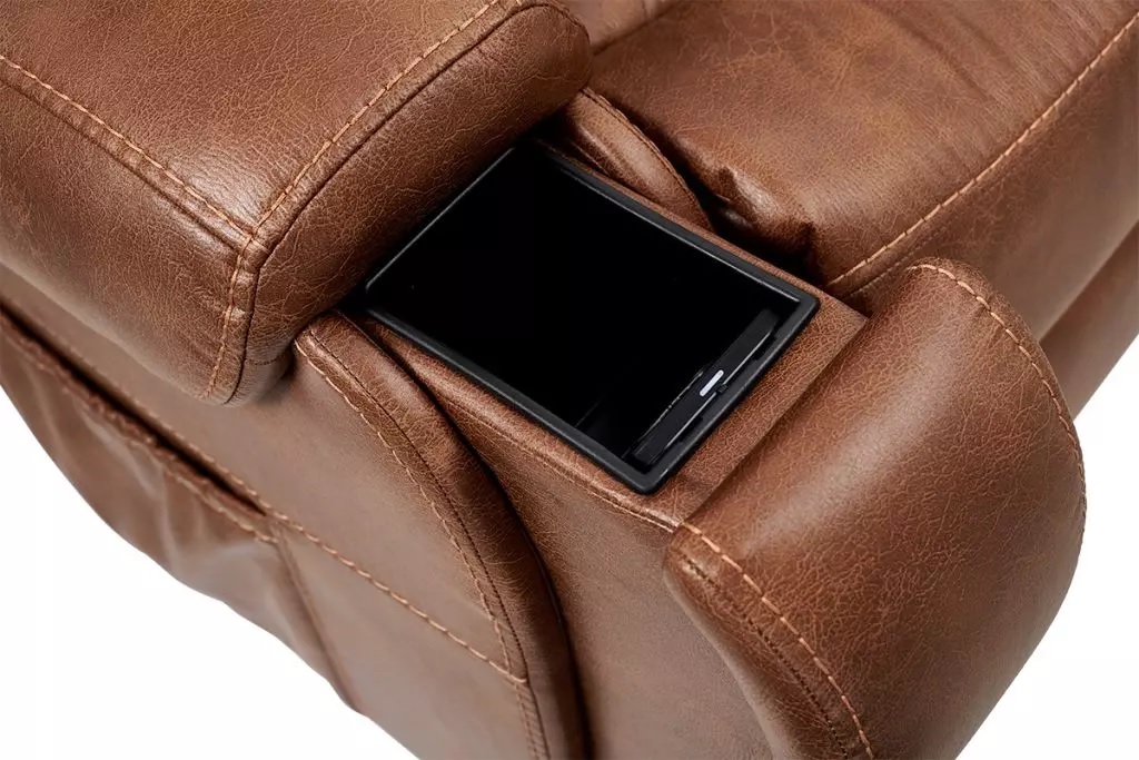 TWTM4 Photo of Titan Medium with Twilight Charger